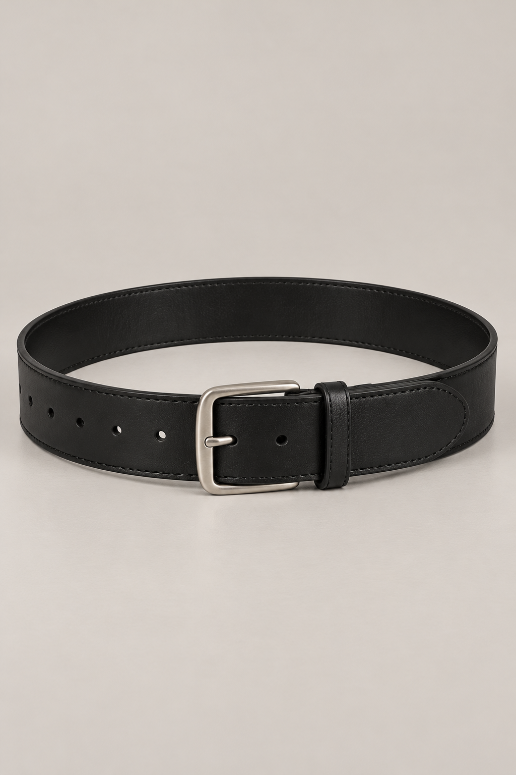 Minimal Buckle Belt in Ink black — Front
