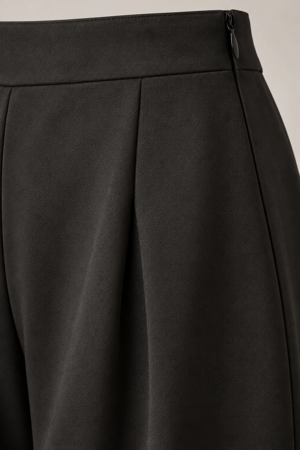 Fluid Evening Trouser in Ink black — Material detail