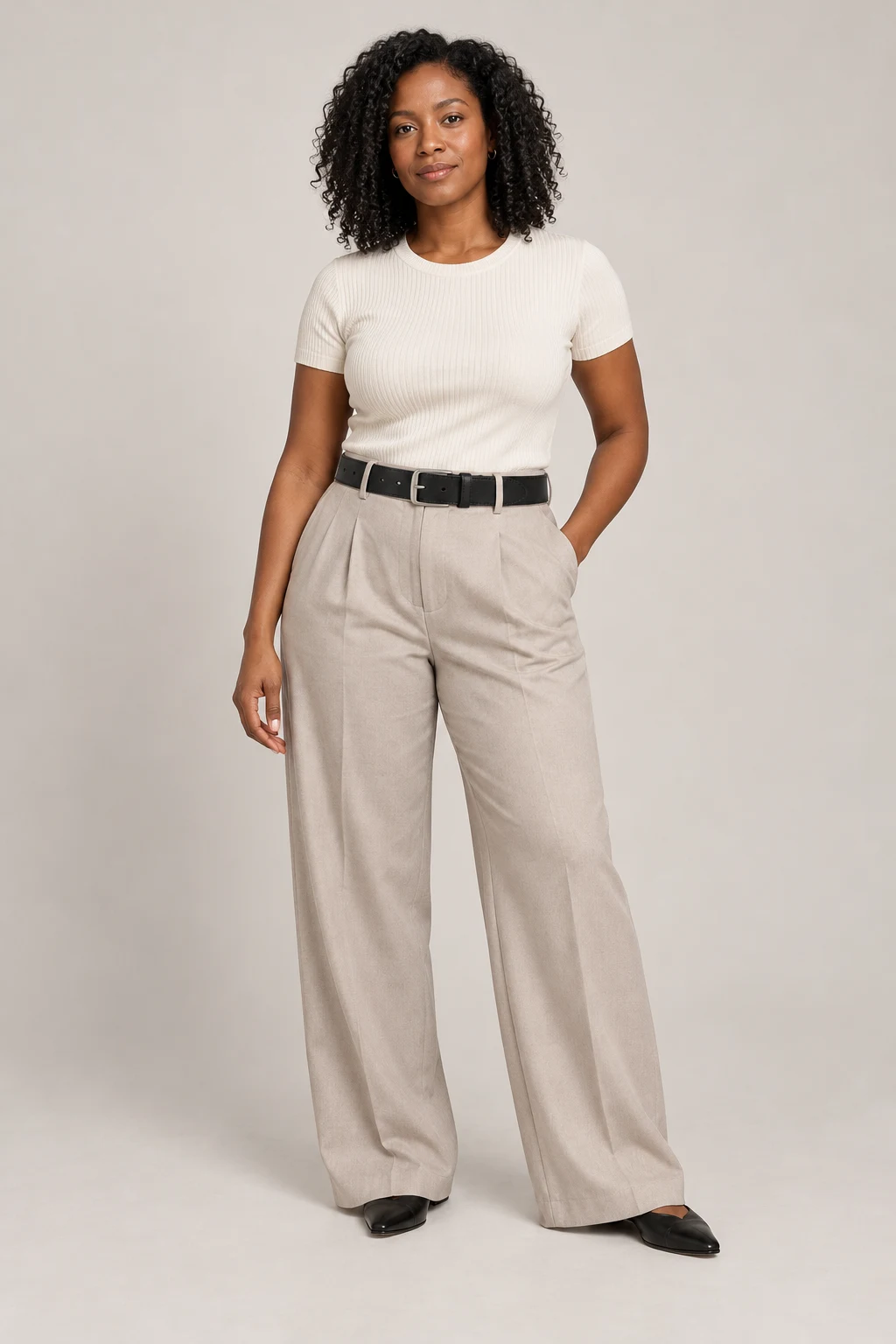 Minimal Buckle Belt in Ink black — On model