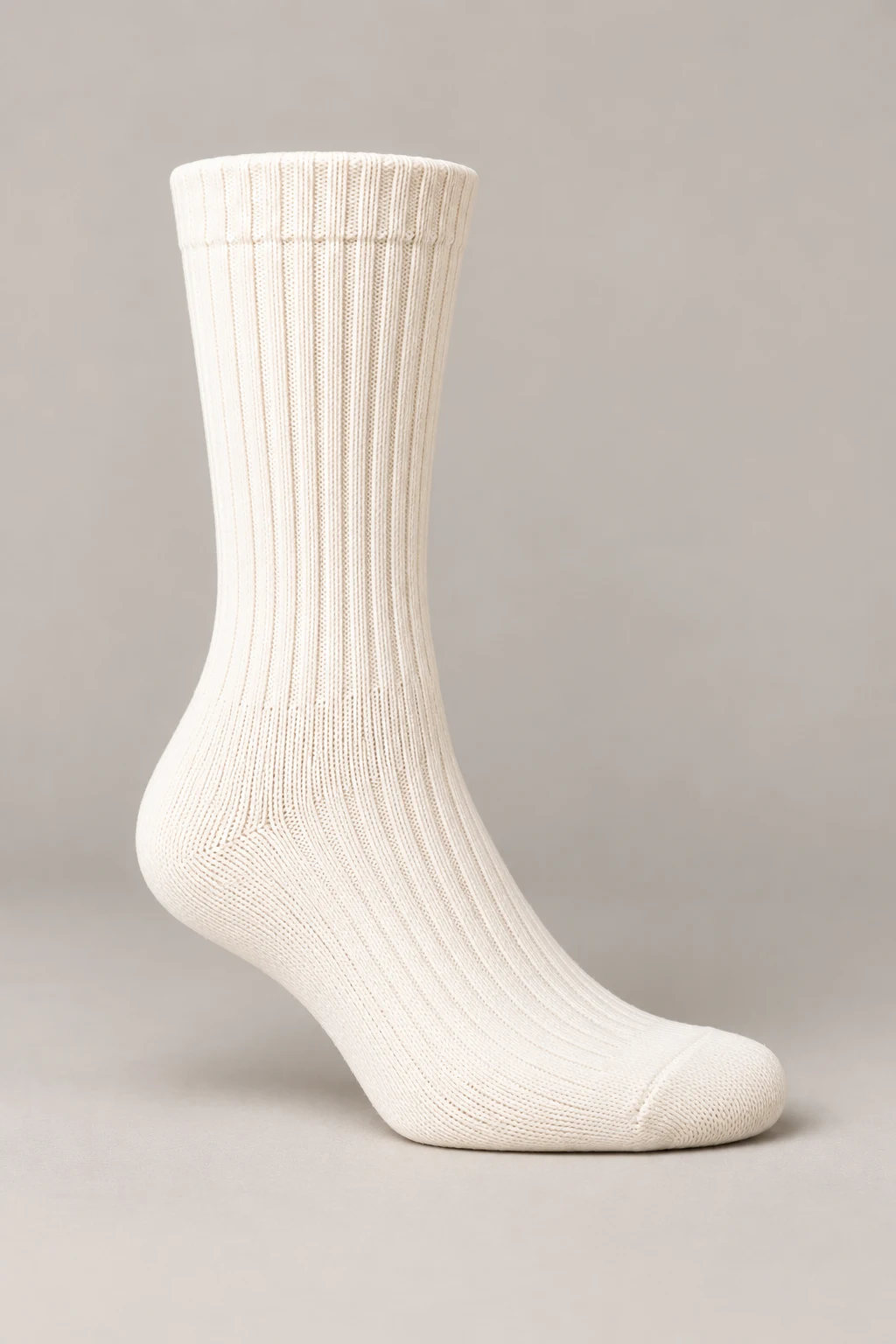 Everyday Rib Socks in Chalk — Right side