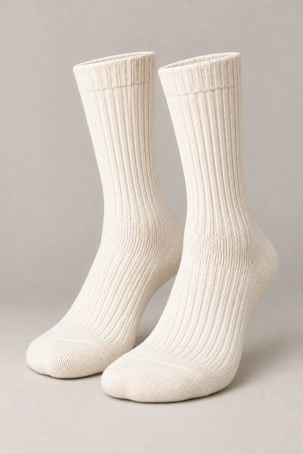 Everyday Rib Socks in Chalk — Three-quarter